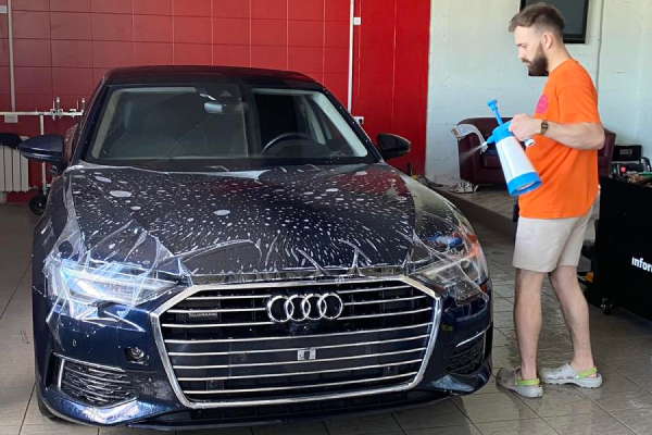 Audi A6 обтяжка защитной пленкой